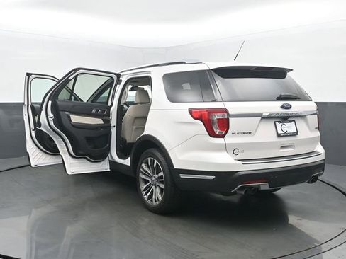 Used 2018 Ford Explorer Platinum AWD/4WD image 56