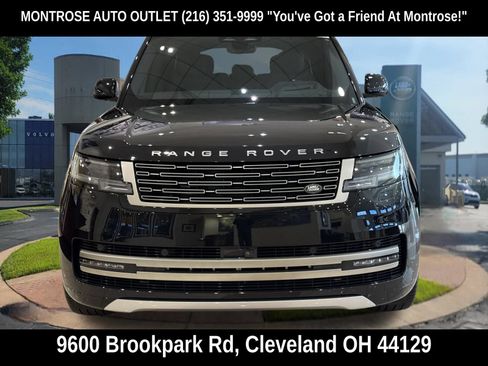 Used 2025 Land Rover Range Rover Long Wheelbase SE AWD/4WD image 9