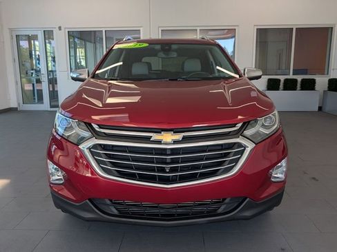Used 2019 Chevrolet Equinox Premier image 2
