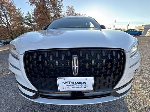 Used 2023 Lincoln Corsair Reserve w/ Equipment Group 202A image 27