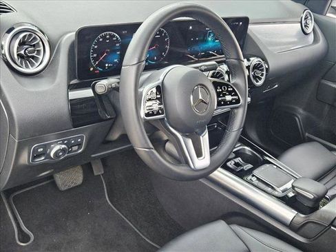 Certified 2023 Mercedes-Benz GLA 250 image 7