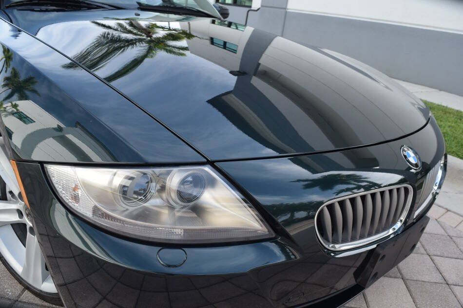 Used 2008 BMW Z4 3.0si RWD image 10