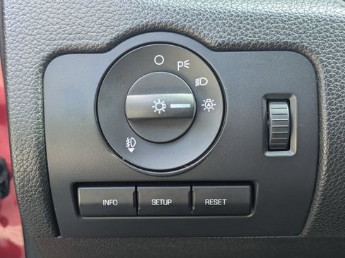 Used 2011 Ford Mustang GT Premium w/ Comfort Pkg RWD image 27