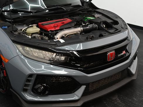 Used 2019 Honda Civic Type R image 19