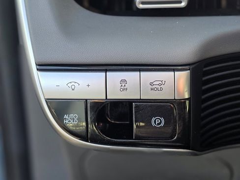 Certified 2022 Hyundai Ioniq 5 SEL w/ Cargo Package image 36