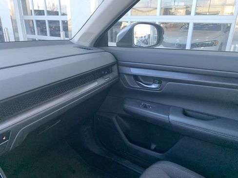 Used 2023 Honda CR-V EX image 14