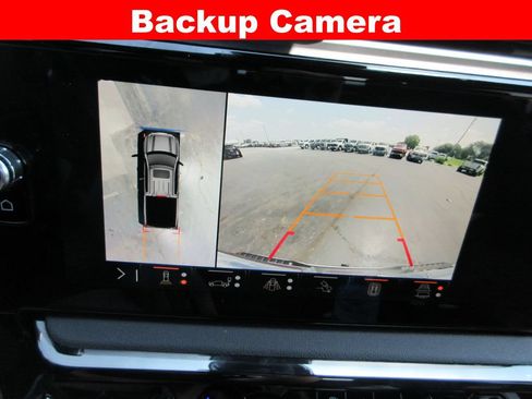 Certified 2025 GMC Sierra 1500 AT4 w/ AT4 Premium Package AWD/4WD image 19