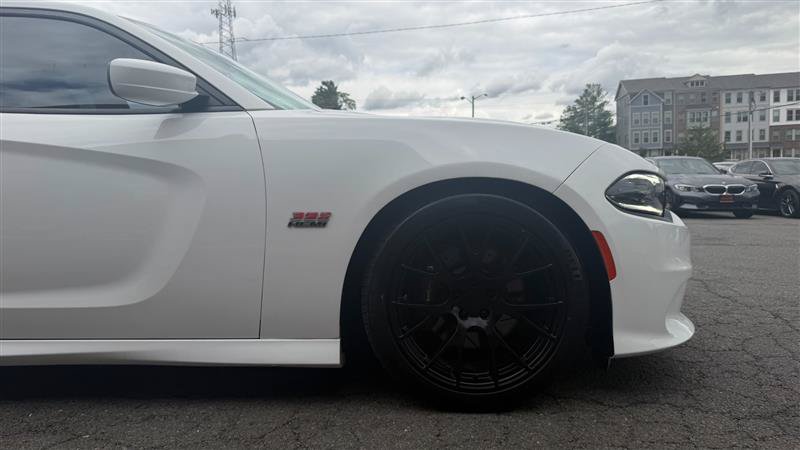 Used 2020 Dodge Charger Scat Pack RWD image 5