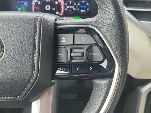 Used 2022 Toyota Tundra Capstone AWD/4WD image 26