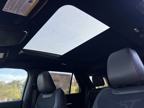 New 2026 Ford Explorer ST RWD image 14