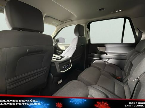Used 2025 Ford Expedition Max Active AWD/4WD image 29