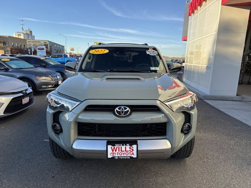 Used 2022 Toyota 4Runner TRD Off-Road image 5