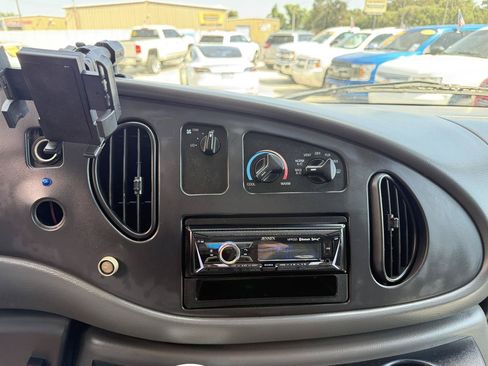 Used 2007 Ford E-250 and Econoline 250 RWD image 21