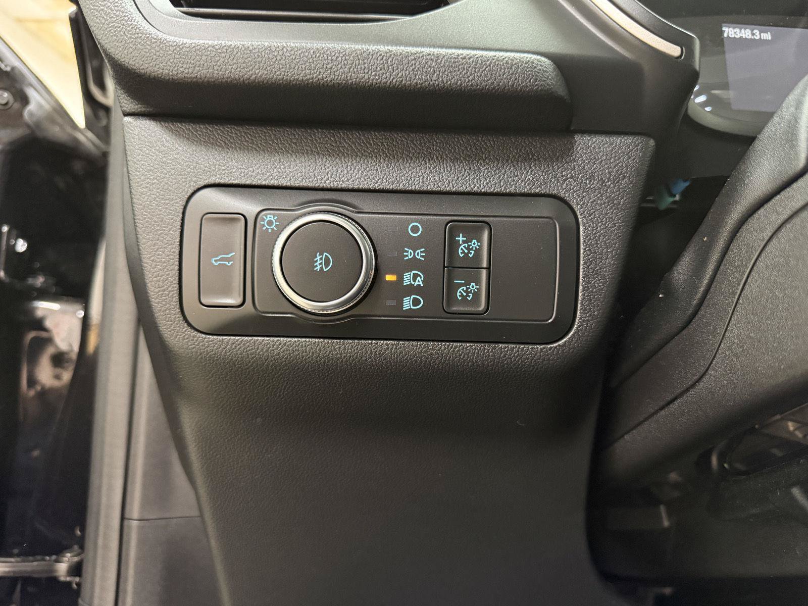 Used 2022 Ford Escape SEL AWD/4WD image 16