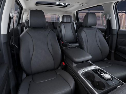 New 2026 Kia Carnival SX Prestige FWD image 15