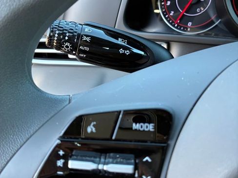 Used 2023 Hyundai Elantra SEL w/ Cargo Package image 24