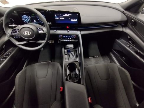 New 2026 Hyundai Elantra Sport FWD image 38