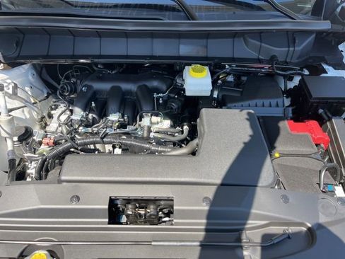 New 2026 Nissan Pathfinder Platinum AWD/4WD image 23