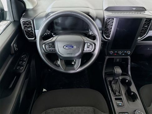 Used 2024 Ford Ranger XL w/ Trailer Tow Package image 3