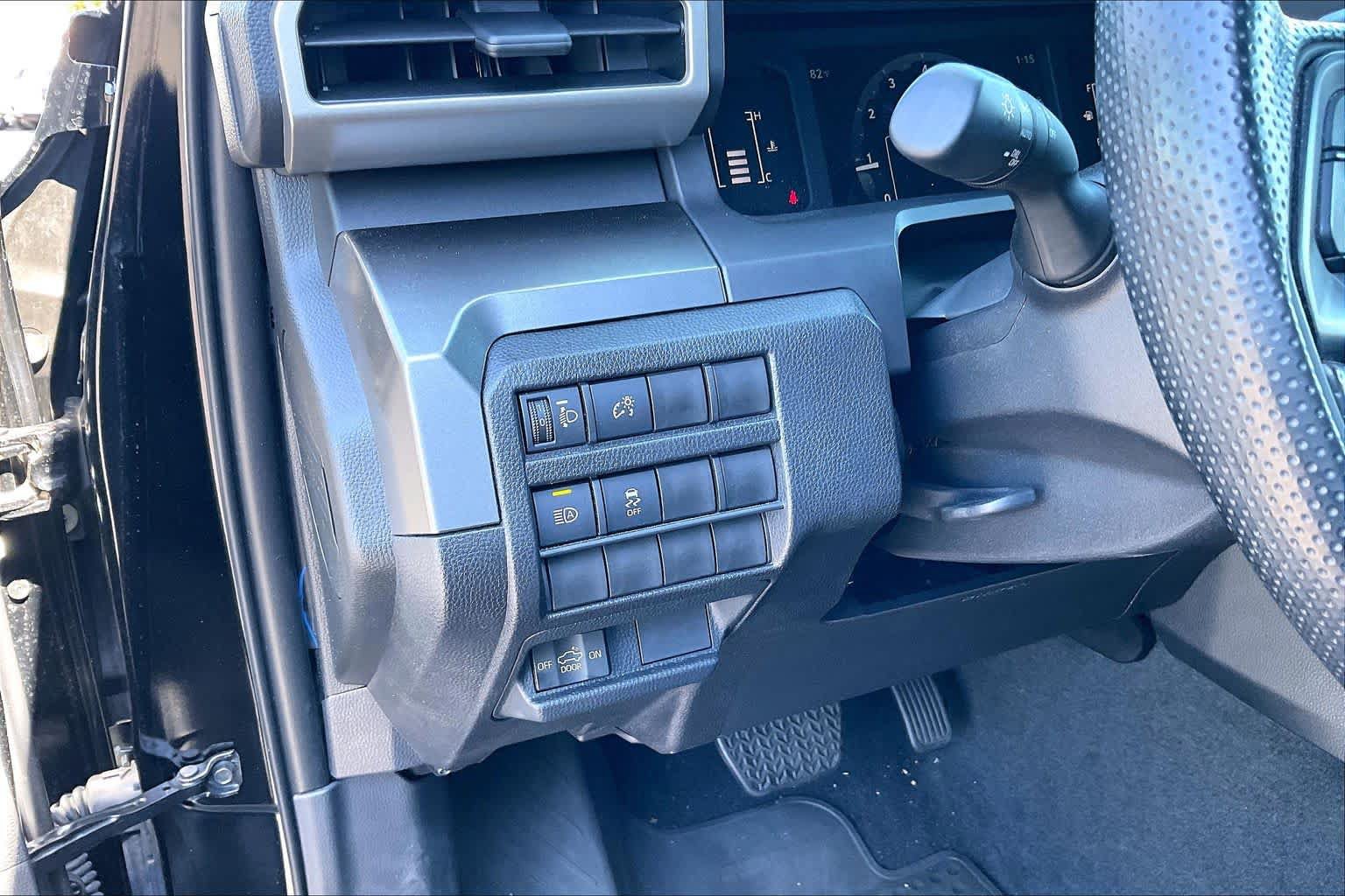 Certified 2026 Toyota Tacoma SR5 RWD image 32