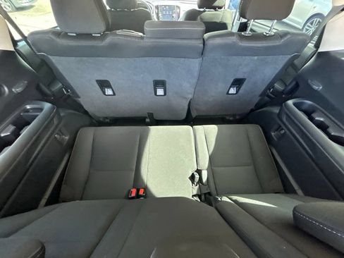 Used 2024 Subaru Ascent Premium w/ Convenience Package AWD/4WD image 37
