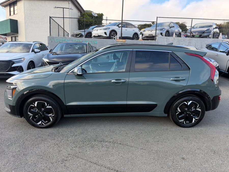 Used 2023 Kia Niro Wave FWD image 8