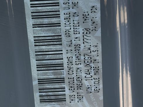 Used 2020 Jeep Wrangler Unlimited Sahara w/ Cold Weather Group image 23