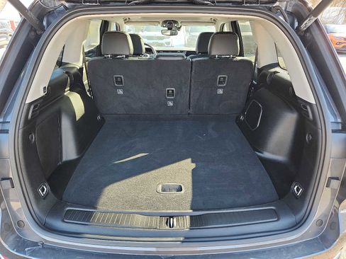 Used 2022 Jeep Grand Cherokee Limited 4xe image 27