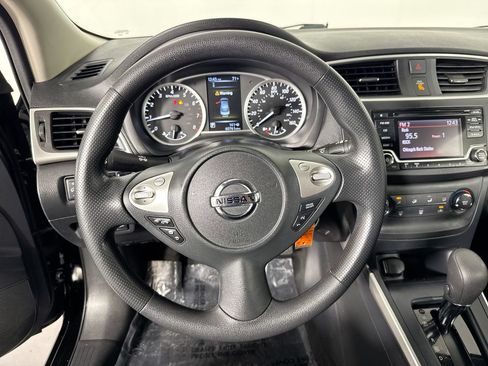 Used 2018 Nissan Sentra S FWD image 18