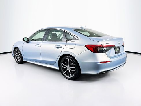 Used 2023 Honda Civic Touring image 5