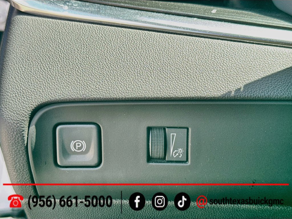 Used 2024 Buick Enclave Essence w/ Sport Touring Edition FWD image 20