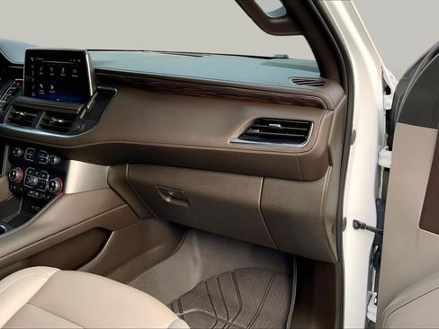 Used 2023 Chevrolet Tahoe LT w/ Luxury Package RWD image 18