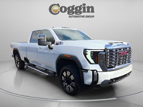 New 2026 GMC Sierra 3500 Denali image 17