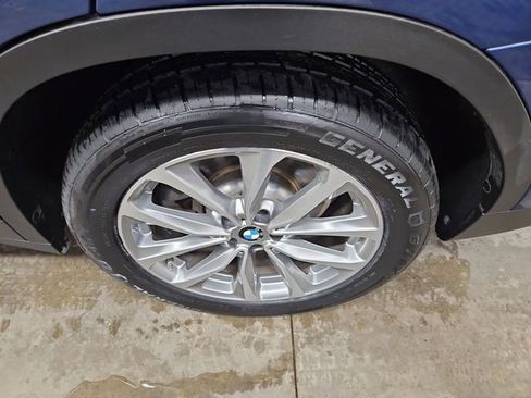Used 2019 BMW X3 xDrive30i w/ Driving Assistance Package AWD/4WD image 16