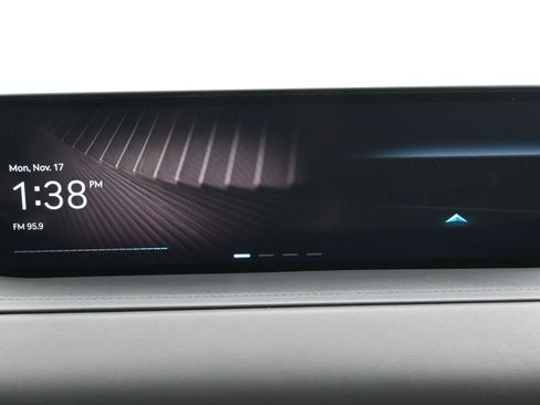 Used 2022 Genesis GV80 2.5T w/ Prestige Package 04 image 15