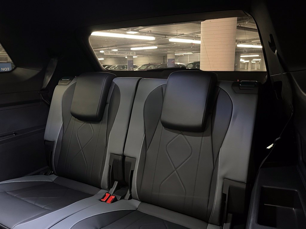 New 2027 Volkswagen Atlas SEL R-Line AWD/4WD image 19