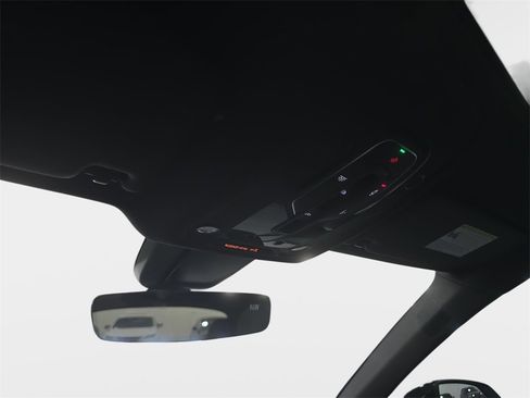 Used 2025 Audi SQ5 Premium Plus w/ Premium Plus Package image 22