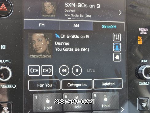 Used 2024 Subaru Ascent Premium w/ Convenience Package image 22