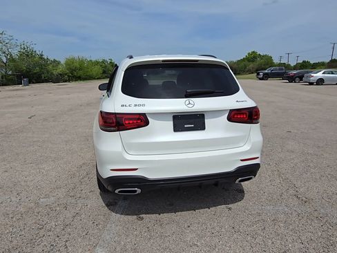 Used 2021 Mercedes-Benz GLC 300 4MATIC image 7