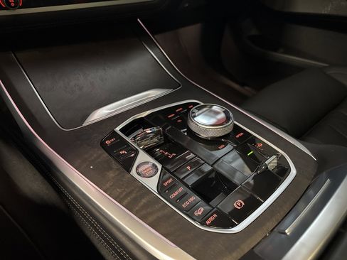 Used 2023 BMW X7 M60i w/ Executive Package image 44