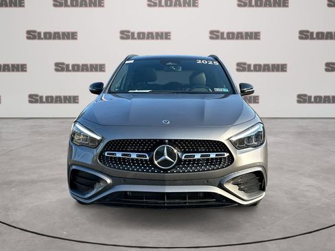 Used 2025 Mercedes-Benz GLA 250 4MATIC image 8