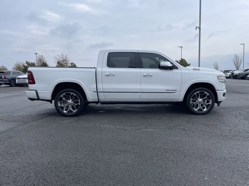 Used 2022 RAM 1500 Limited w/ Body-Colour Bumper Group image 9
