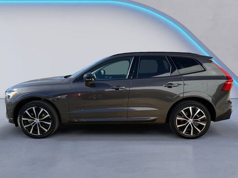 Used 2025 Volvo XC60 B5 Plus image 6