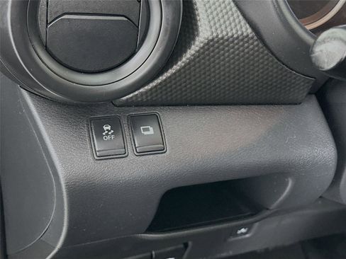 Used 2018 Nissan Kicks S FWD image 14