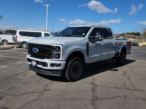 Used 2026 Ford F350 Platinum AWD/4WD image 3