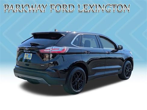 Used 2024 Ford Edge SEL image 5