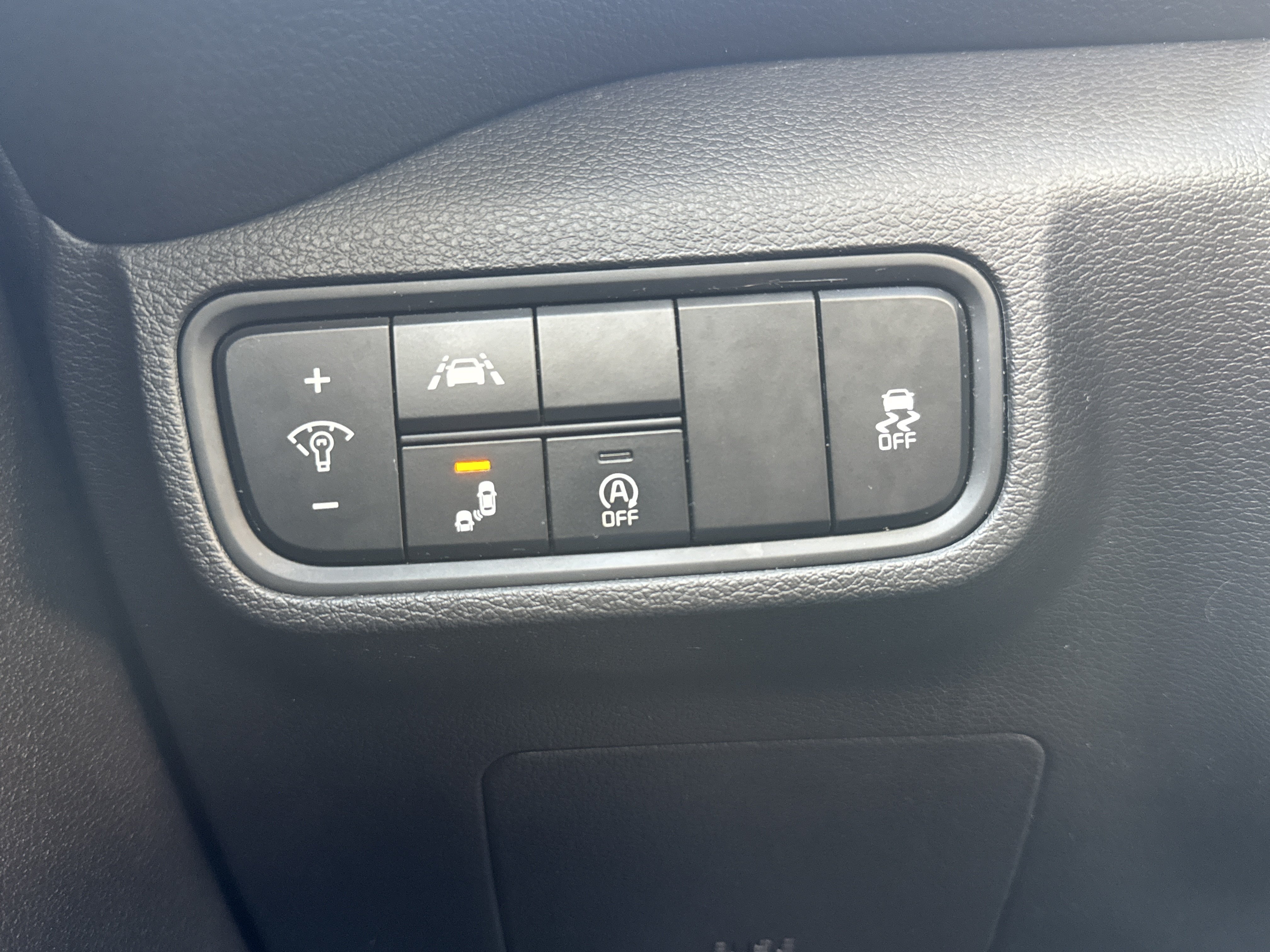 Used 2020 Kia Soul EX FWD image 13