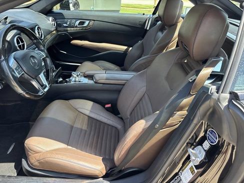 Used 2015 Mercedes-Benz SL 550 image 14