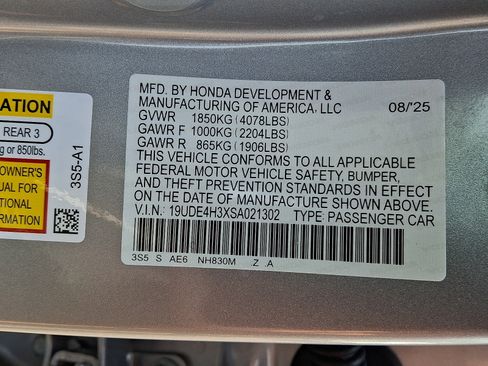 Certified 2025 Acura Integra A-Spec FWD image 26