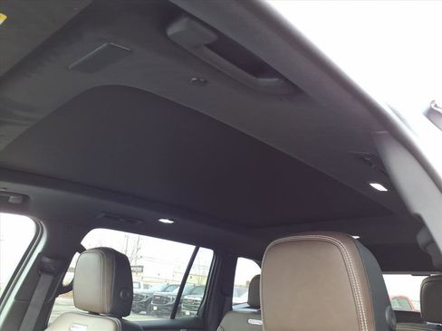 New 2026 GMC Acadia Denali Ultimate image 17